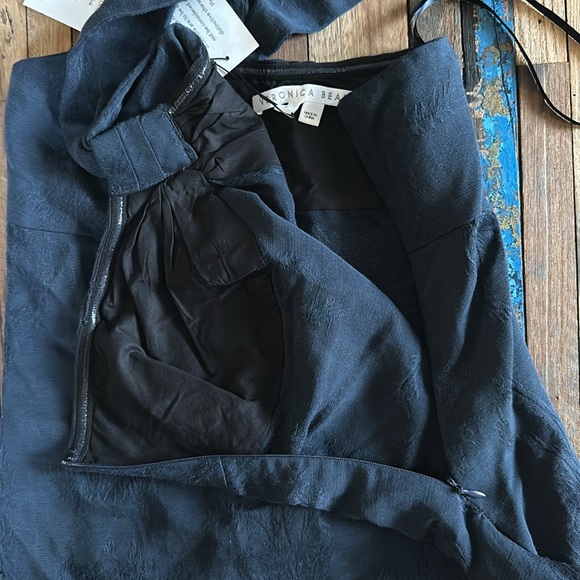 VERONICA BEARD Belinda Top Sz 6 *NWT* - Picture 7 of 11
